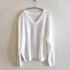 【未使用】SHEIN Vネック　短丈ニット