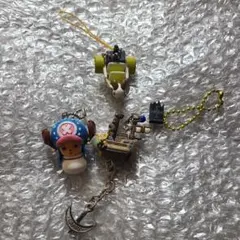 ONE PIECE　ストラップ　キーホルダー　チョッパー　白ひげ　メリー号