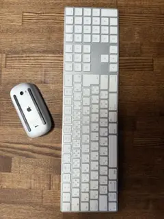 Apple Magic Keyboard テンキー付き& Magic Mouse