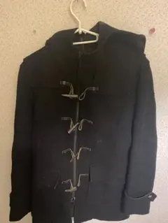 黒いダッフルコート フード付き