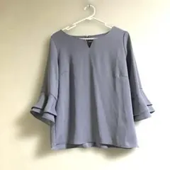 INGNIグレー Vネック ブラウス OFUONスカートコラボ良好人気商品