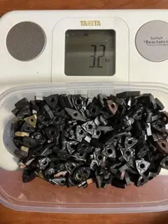 超硬スクラップ 7.4kg - メルカリ