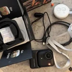 Insta360】新品・未使用 GOUltra Black標準キット おまけ付 - メルカリ