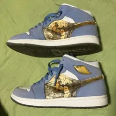 新品 スニーカー