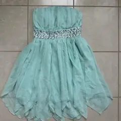 ミントグリーン ストラップレス ドレス