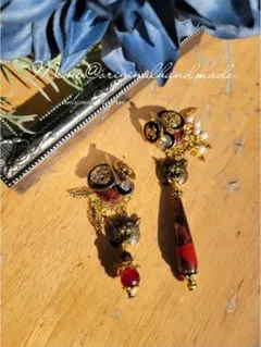 ハンドメイド 猫シリーズモリボタンアシメピアスorイヤリング
