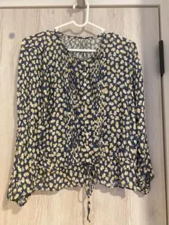 スローブイエナ　花柄ブラウス