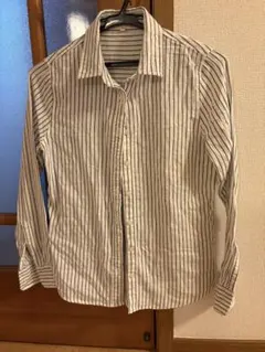 ストライプ柄 長袖シャツ ホワイト×ネイビー Lサイズのサムネイル
