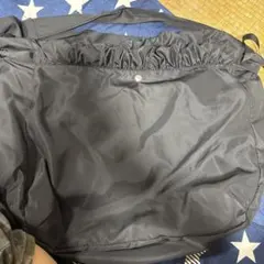 ブラック ショルダーバッグ