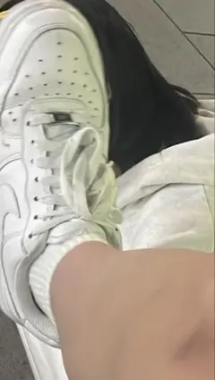 r*a様 ナイキ ホワイト スニーカー（売れなかったら取り消します）