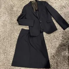 に*こ様 ネイビーのオヒリカのウォッシャブルスーツ ジャケットとスカートのセット