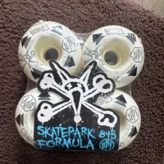 BONES HAWK TATTOO 58MM スケボーウィール - メルカリ