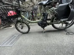 オリーブグリーン 電動アシスト自転車 - メルカリ