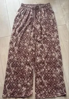 BAYFLOW 柄パンツ　レディース　ワイドパンツ