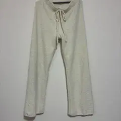 クリーム色　もこもこパンツ