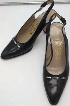 1000円値下◆フェラガモ 23 Ferragamo 黒 スリングバックヒール