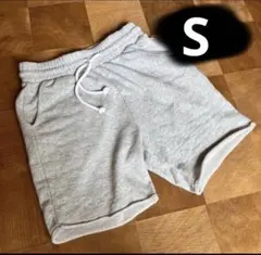 【廃盤レア即完売品】H&M スウェットショートパンツ グレー Sサイズのサムネイル