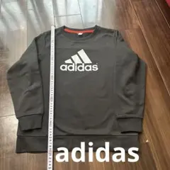 adidas サイズ不明　おそらく150から160くらい