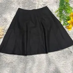 ナチュラルビューティーベーシック ウール混 フレアスカート 黒 ブラック Sのサムネイル