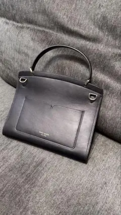 Kate Spade ブラックレザーハンドバッグ