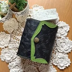 A6（文庫）サイズレザーマルチケース　刻印＆拭き染め A6（文庫）サイズレザーマルチケース 刻印＆拭き染め - メルカリ