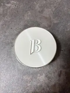 美品　バニラコ　マスカラ付き　クッションファンデーション ファンデ　メイク