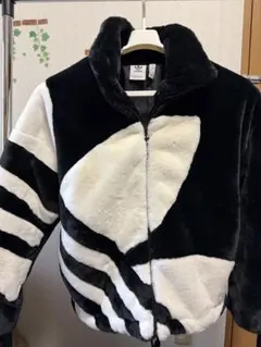 adidas ボアジャケット Lサイズ ブラック・ホワイト