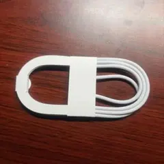 USB-C 充電ケーブル ホワイト
