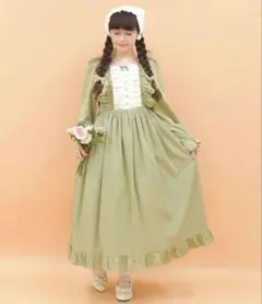 axes femme kawaii × Misako Aokiソフィアワンピ