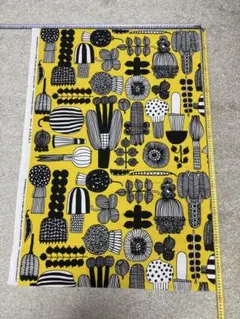 Marimekko マリメッコ プータルフリンパルハート　イエロー　レアカラー