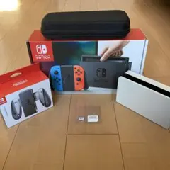 ニンテンドースイッチ 本体、ドック、充電グリップ、他含め5点セット　まとめ売り