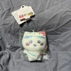 海外限定】ちいかわ サンリオ miniso マスコット ハチxハローキティ