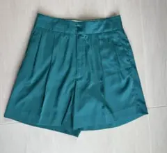 ルシェルブルー　サテンショートパンツ