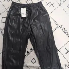 新品　ZARA　レジャー　パンツ