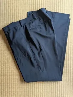 ユニクロ 感動パンツ ブラック (ウエスト88cm / レングス76cm)