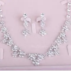 お花フラワーネックレスイヤリング/ピアスウェディングブライダル結婚式前撮りp