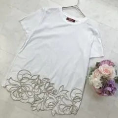 美品 Max Mara 裾刺繍デザインTシャツ 白 上品 大人カジュアル 高級感のサムネイル