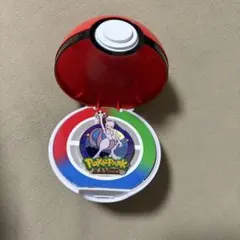 韓国ポケモンストア限定ランダムピンバッジ100ディアルガパルキア 韓国ポケモンストア限定ランダムピンバッジ100ディアルガパルキア
