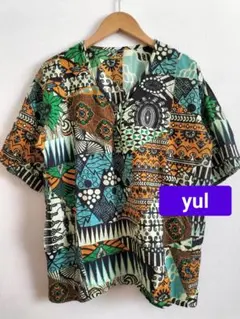 yulユル　Vネック半袖シャツ　パッチワーク絵柄　エスニックのサムネイル