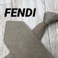 ✨極美品✨FENDI ネクタイ ツイード アイボリー系 シルクのサムネイル