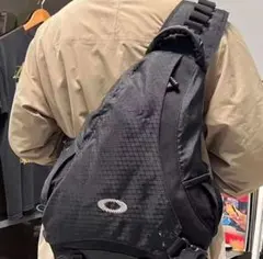 OAKLEY 00s Y2K ワンショルダーバッグ ボディバッグ