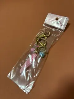 超激レア】Hello Kitty キーホルダー フェザー ピンク 天使 - メルカリ