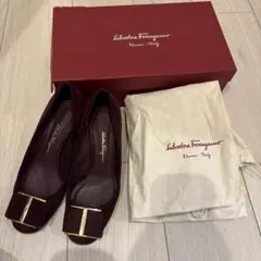 GUCCI グッチ ハーフムーンGG パンプス GG金具 ボルドー ヒール - メルカリ