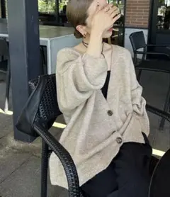 スリーブリンキングVネックカーディガン