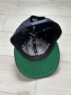earls collection × New Era キャップ ツバ裏グリーン