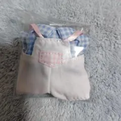 シルバニア　フローラうさぎのお父さんのお洋服
