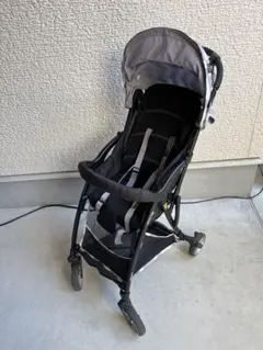 ほぼ新品☆ 西松屋 デヨーネレジェ e ベビーカー オリーブ 新品タイヤ