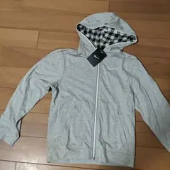 Nike グレー フード付きパーカー S
