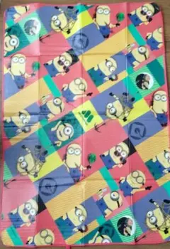 ミニオン レジャーシート MOSHINGER 140x95cm