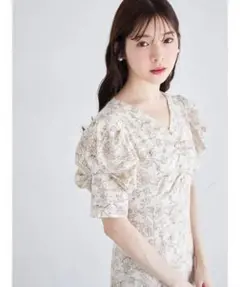 新品未開封＊トッコ　バックレースアップパワーショルダーラインフラワーワンピース